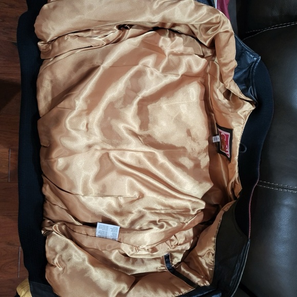49ers San Fransisco Leather Jacket. Black, Gold and Red. Medium but fits large - Picture 4 of 6